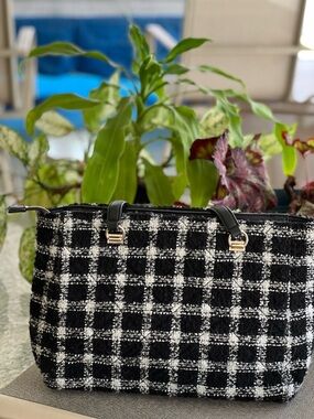 Guess Black and White Tweed Shoulder Bag